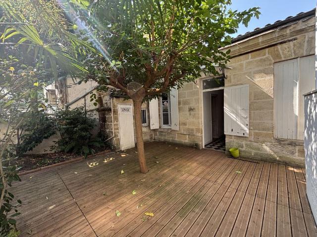 Maison de 5 pièces de luxe en vente à Caudéran, France