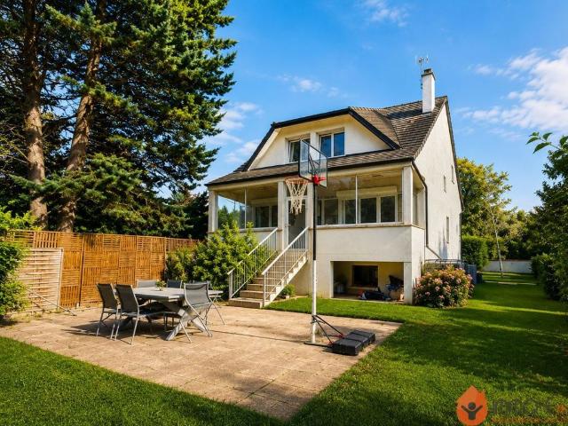 Maison de 5 pièces de luxe en vente à Coupvray, France
