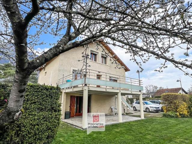 Maison de 5 pièces de luxe en vente à Crolles, Auvergne Rhône Alpes