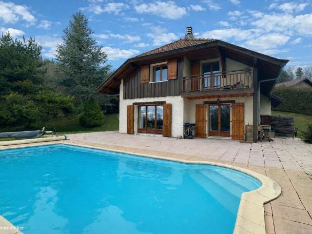 Maison de 5 pièces de luxe en vente à Groisy, France