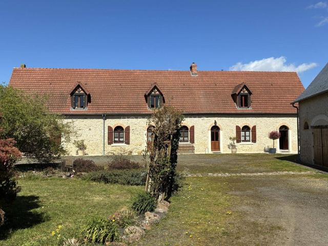 Maison de 5 pièces de luxe en vente à La Flèche, France