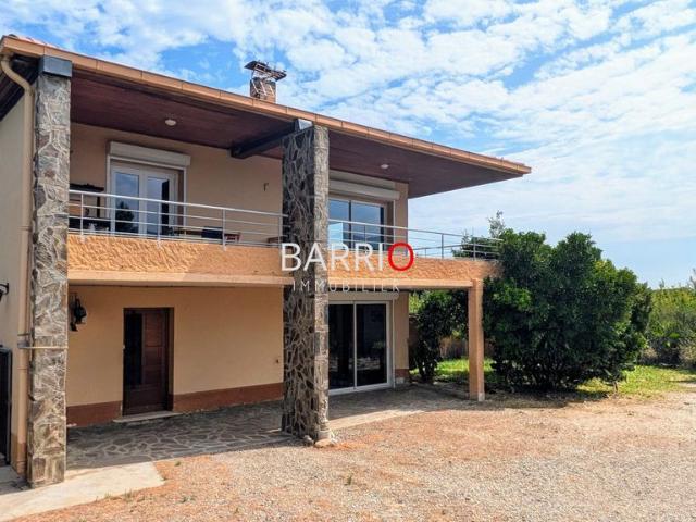Maison de 5 pièces de luxe en vente à Laroque des Albères, France
