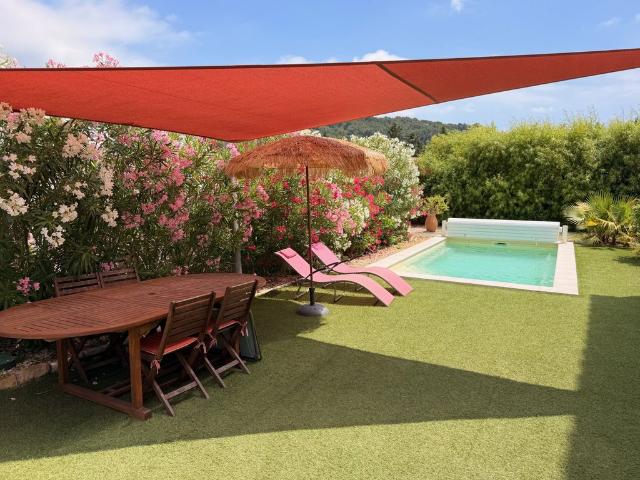 Maison de 5 pièces de luxe en vente à Le Castellet, France