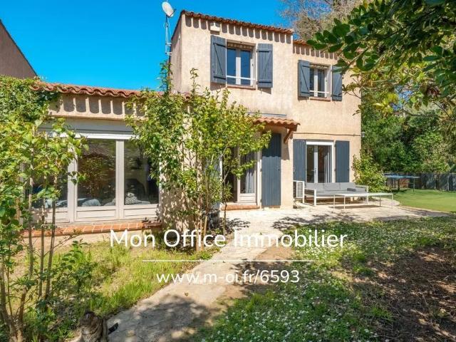 Maison de luxe en vente à Le Tholonet, Provence Alpes Côte d'Azur