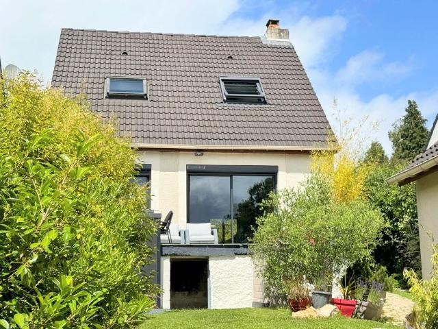 Maison de 5 pièces de luxe en vente à Lévis Saint Nom, France