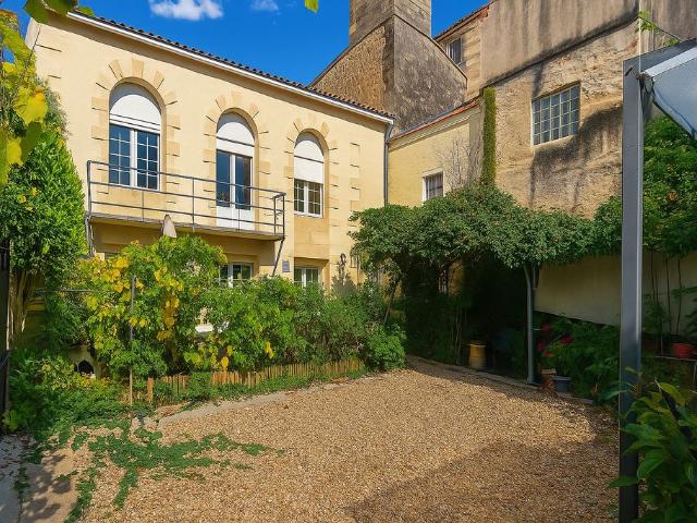 Maison de 5 pièces de luxe en vente à Pauillac, France