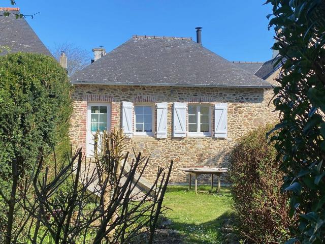 Maison de 5 pièces de luxe en vente à Pleurtuit, France