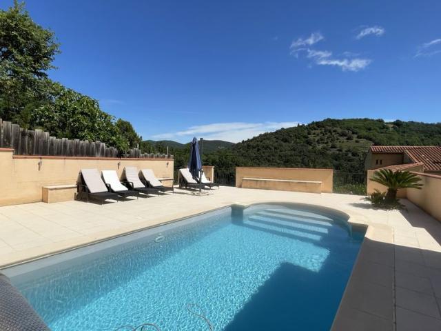 Maison de 5 pièces de luxe en vente à Reynès, France