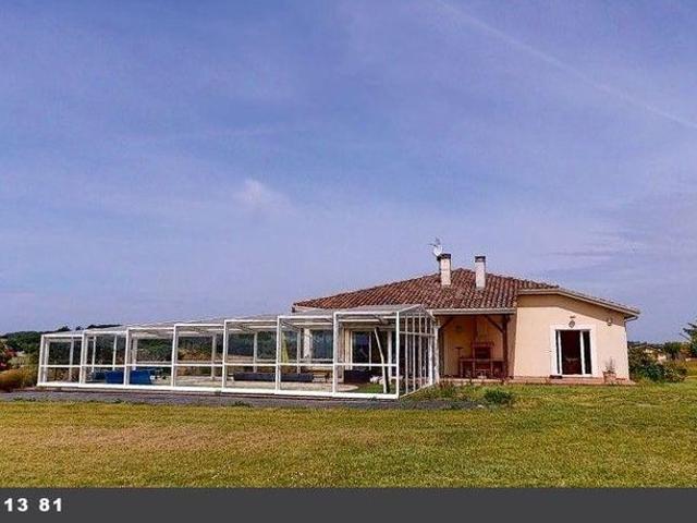 Maison de 5 pièces de luxe en vente à Saint Sauvy, Occitanie