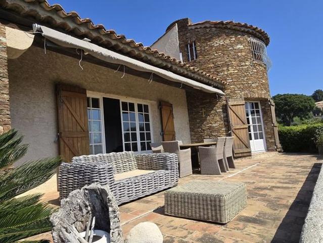 Maison de 5 pièces de luxe en vente à Sainte Maxime, France