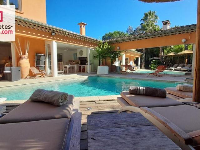 Maison de 5 pièces de luxe en vente à Sainte Maxime, France