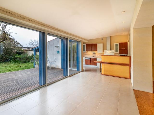 Maison de 5 pièces de luxe en vente à Saintes, France