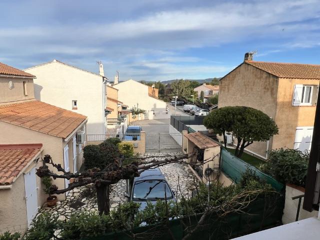 Maison de 5 pièces de luxe en vente à Six Fours les Plages, France