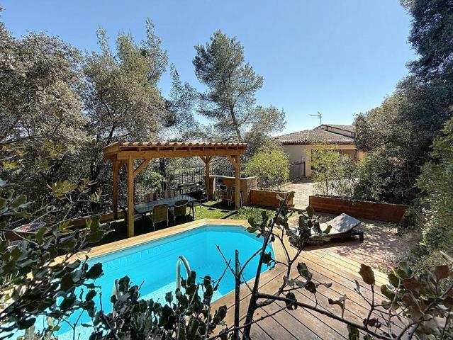 Maison de 5 pièces de luxe en vente à Solliès Ville, Provence Alpes Côte d'Azur