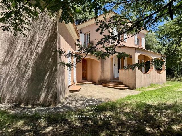Maison de 5 pièces de luxe en vente à Vero, Corse