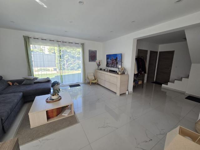Maison de 5 pièces de luxe en vente à Villers le Lac, Bourgogne Franche Comté