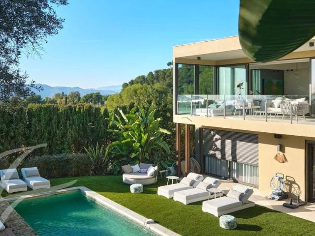 Maison de 5 pièces de luxe en location à Le Cannet, Provence Alpes Côte d'Azur