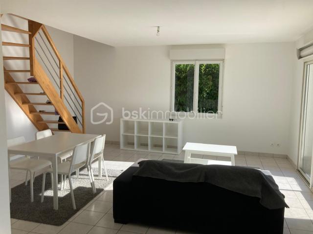 Maison de 60 m² à Saint Vincent Sur Oust