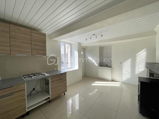Maison de 60 m² à Wassy