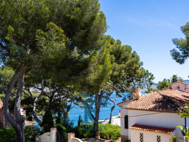 Maison de 62 m2 au coeur du village avec aperçu mer