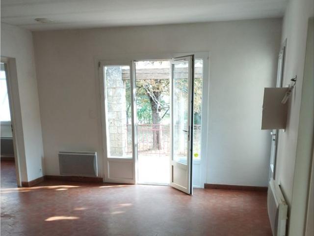 Maison de 65m2 à louer sur Villecroze