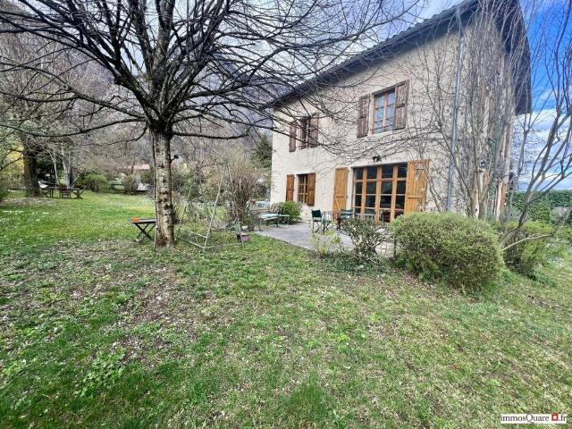 Maison de 6 chambres de luxe en vente à Crolles, Auvergne Rhône Alpes