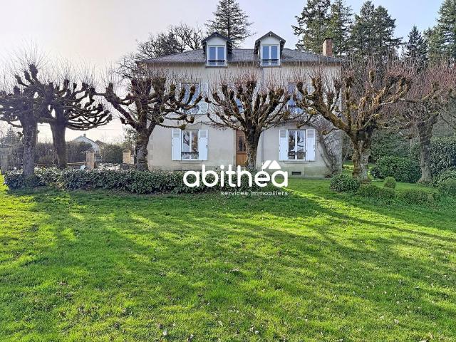 Maison de 6 chambres de luxe en vente à Ambazac, Nouvelle Aquitaine