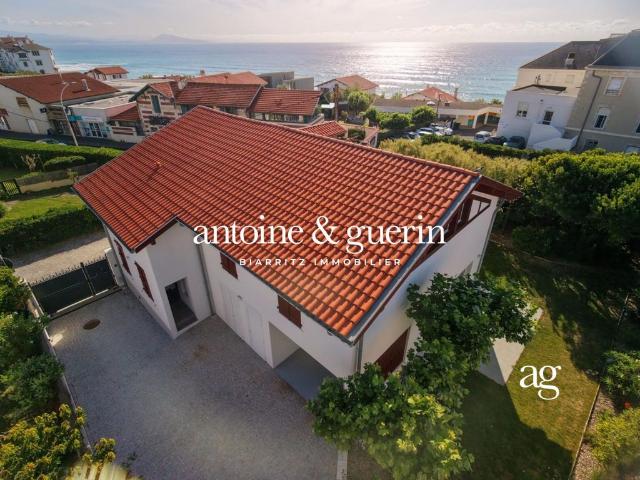 Maison de 6 chambres de luxe en vente à Biarritz, France