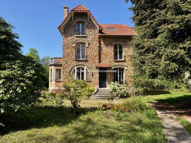 Maison de 6 chambres de luxe en vente à La Celle Saint Cloud, Île de France