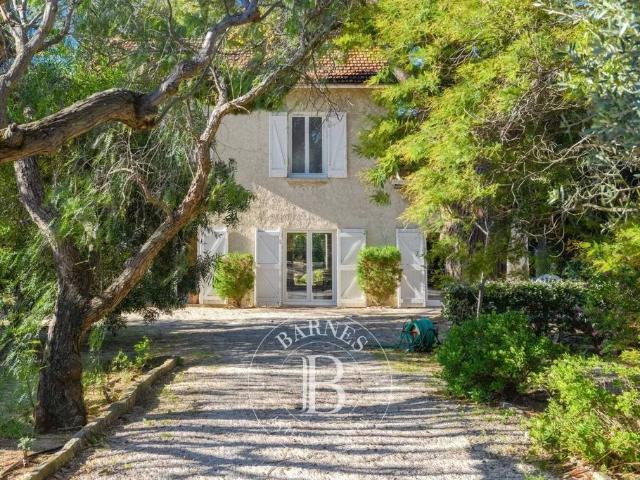 Maison de 6 chambres de luxe en vente à La Ciotat, France