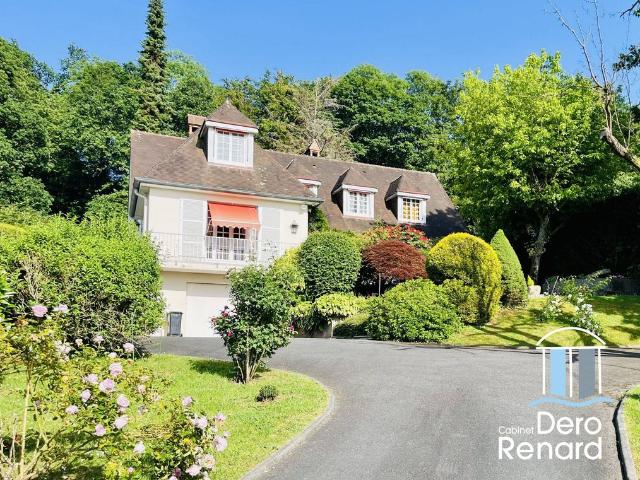 Maison de 6 chambres de luxe en vente à Montivilliers, Normandie