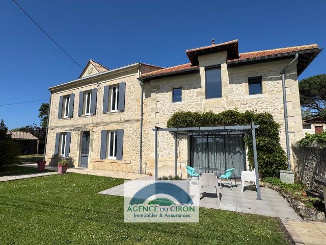 Maison de 6 chambres de luxe en vente à Pujols sur Ciron, France
