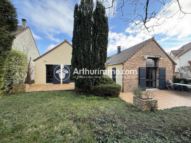 MAISON DE 6 PIECES AU CALME ET EN EXCELLENT ETAT