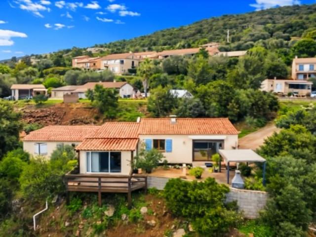 Maison de 6 pièces de 101 m² à Sotta