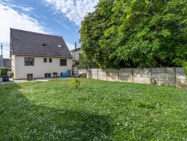 Maison de 6 pièces de 126 m² à Tremblay en France