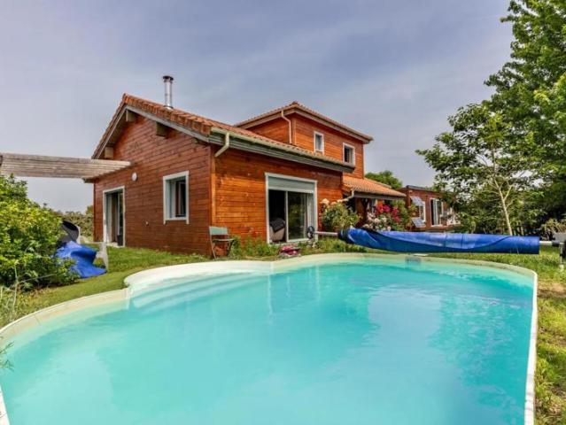 Maison de 6 pièces de 123 m² à Divatte sur Loire