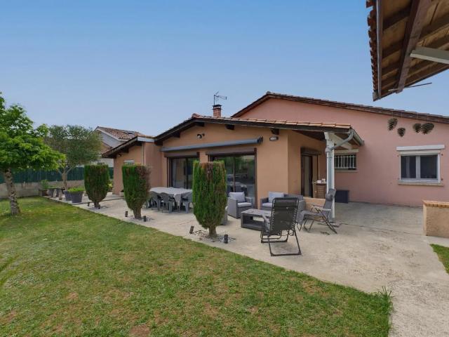 Maison de 6 pièces de 154 m² à Blésignac