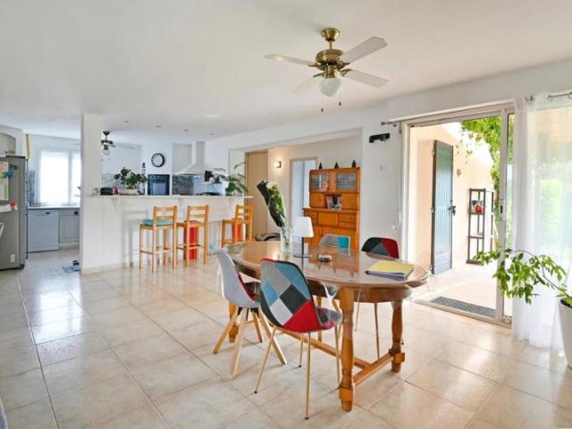 Maison de 6 pièces de 152 m² à Saint Julien de Peyrolas