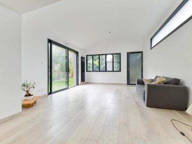 Maison de 6 pièces de 175 m² située à Rezé