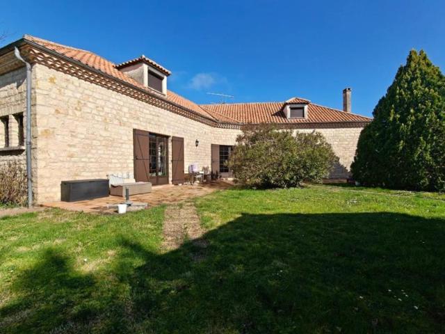 Maison 6 pièces avec piscine à Villeneuve sur Lot