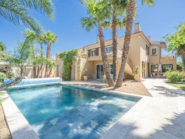 Maison de 6 pièces de 223 m² à Agde