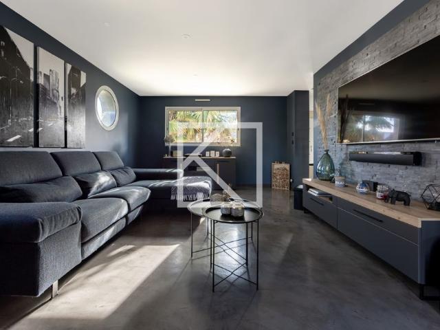 Maison de 6 pièces de luxe en vente à Mulsanne, Pays de la Loire
