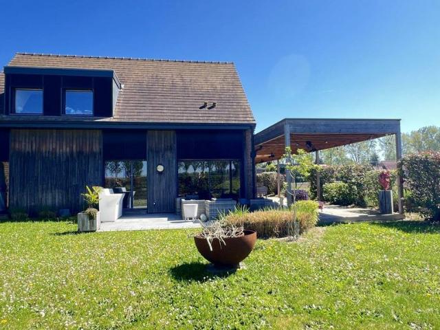 Maison de 6 pièces de luxe en vente à Mérignies, France