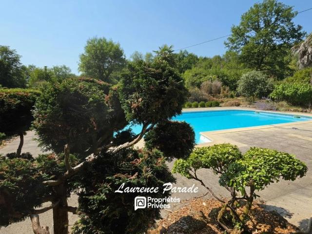 Maison de 6 pièces de luxe en vente à Montpon Ménestérol, Nouvelle Aquitaine