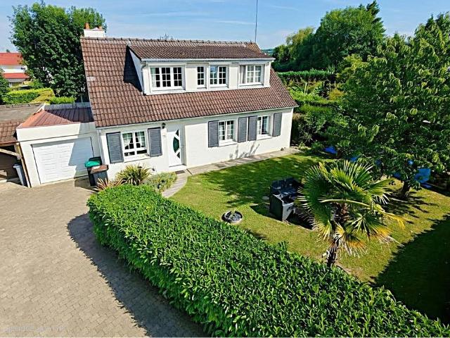 Maison de 6 pièces de luxe en vente à Montry, France