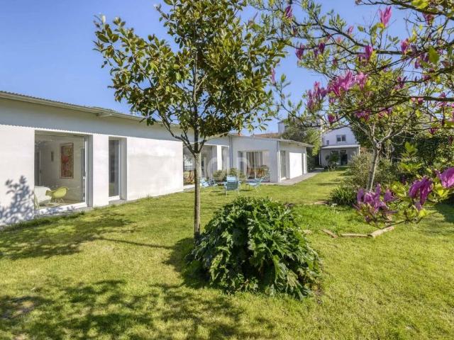 Maison de luxe de 3 chambres en vente à Nantes, France