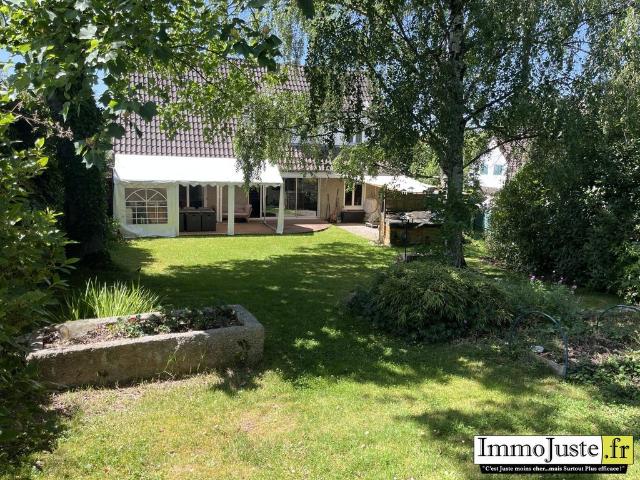 Maison de 6 pièces de luxe en vente à Auffargis, France