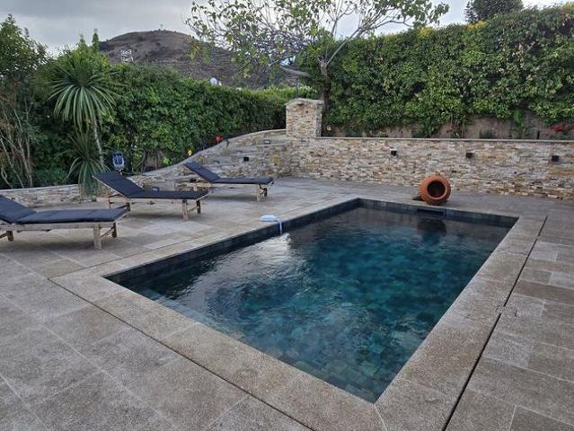 Maison de 6 pièces de luxe en vente à Ajaccio, France