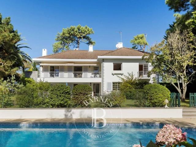 Maison de 6 pièces de luxe en vente à Anglet, Nouvelle Aquitaine