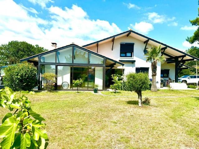 Maison de 6 pièces de luxe en vente à Andernos les Bains, Nouvelle Aquitaine